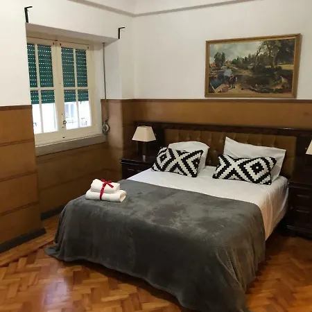 Apartment 3f *
