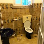 Apartment 3f *